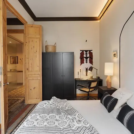 شقة Amazzer - 3 Bedrooms In Eixample Esquerra *