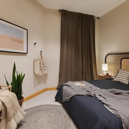 Amazzer - 3 Bedrooms In Eixample Esquerra